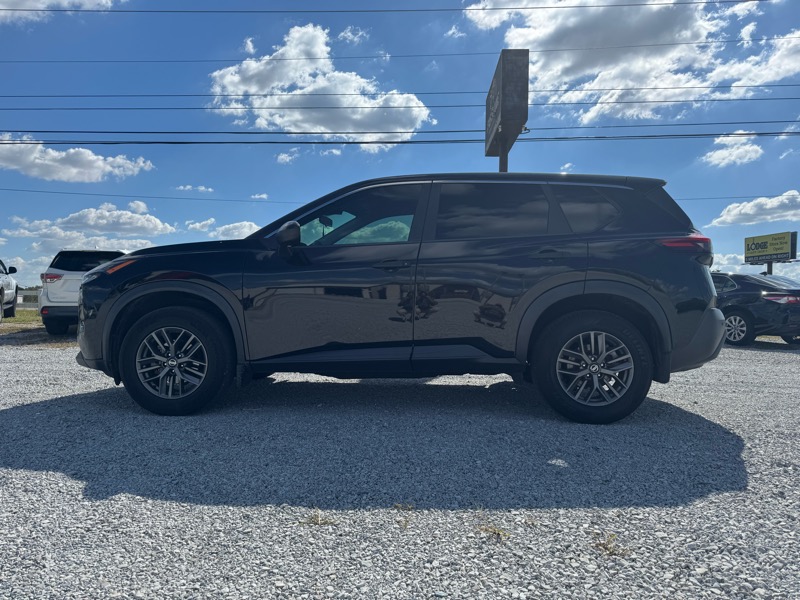 2021 Nissan Rogue S photo 2