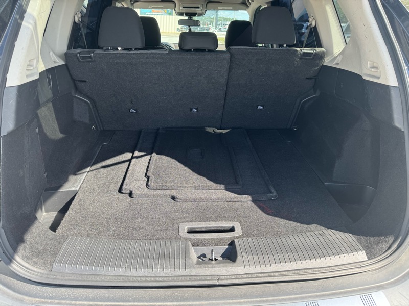 2021 Nissan Rogue S photo 13