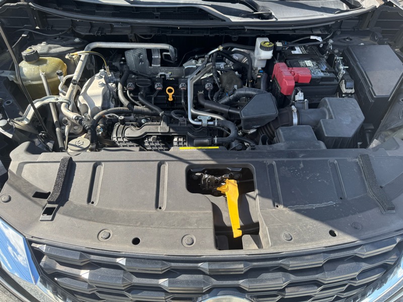 2021 Nissan Rogue S photo 19