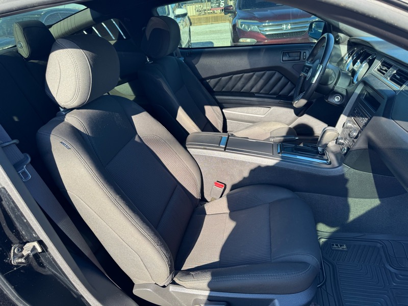 Ford Mustang V6 Coupe 2014