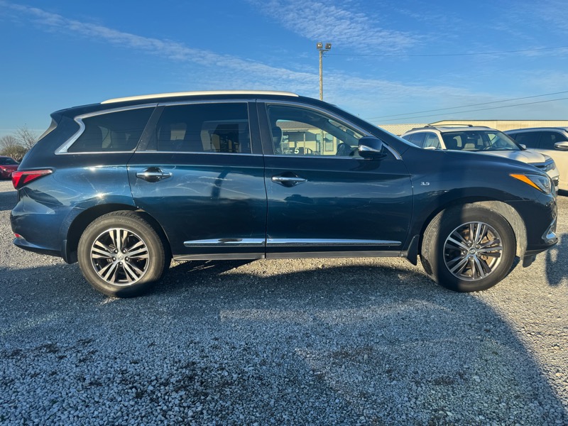 Infiniti QX60 Base AWD 2017