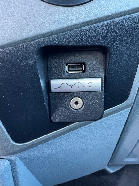 Ford F-250 SD XL SuperCab 2WD 2015