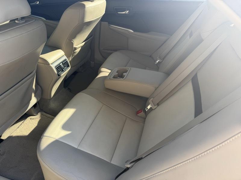 Toyota Camry SE V6 2013