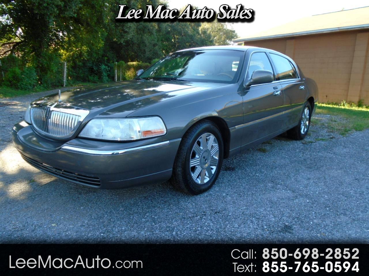 Lincoln Town Car 4dr Sdn Ultimate 2004