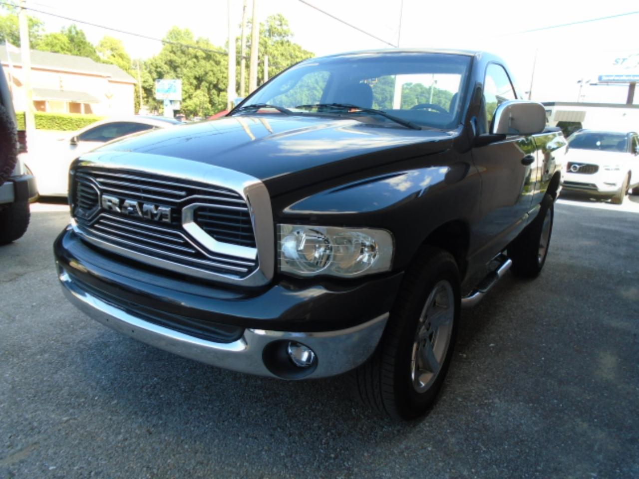 Dodge Ram 1500 2dr Reg Cab 120.5" WB 4WD SLT 2005