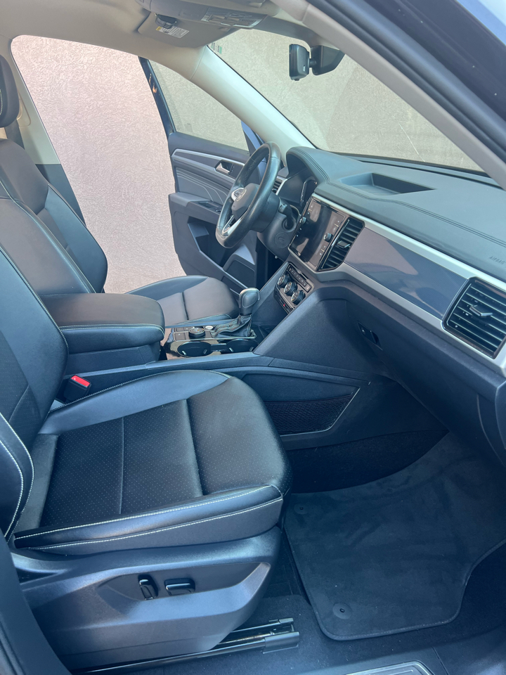 Volkswagen Atlas 2021.5 3.6L V6 SEL Premium R-Line 4MOTION 2023 Volkswagen Atlas 2021.5 3.6L V6 SEL Premium R-Line 4MOTION 2023