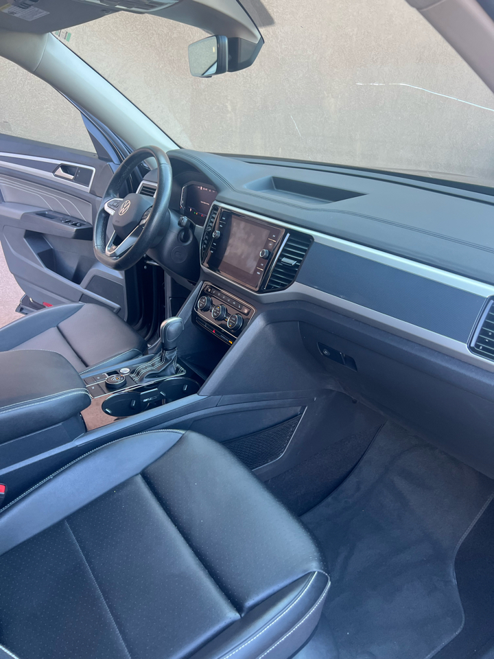 Volkswagen Atlas 2021.5 3.6L V6 SEL Premium R-Line 4MOTION 2023 Volkswagen Atlas 2021.5 3.6L V6 SEL Premium R-Line 4MOTION 2023