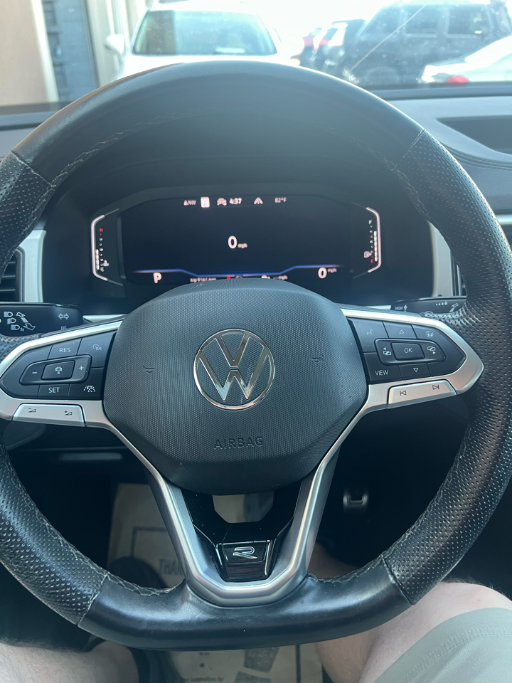 Volkswagen Atlas 2021.5 3.6L V6 SEL Premium R-Line 4MOTION 2023 Volkswagen Atlas 2021.5 3.6L V6 SEL Premium R-Line 4MOTION 2023