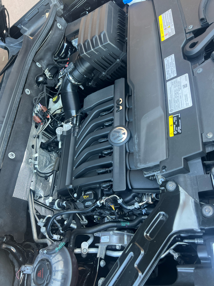 Volkswagen Atlas 2021.5 3.6L V6 SEL Premium R-Line 4MOTION 2023 Volkswagen Atlas 2021.5 3.6L V6 SEL Premium R-Line 4MOTION 2023