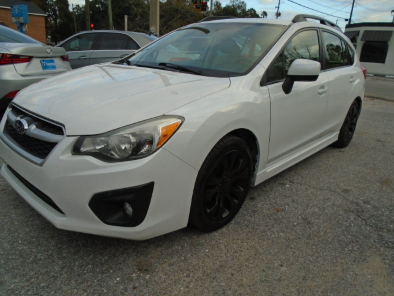 Subaru Impreza Wagon 5dr Auto 2.0i Sport Premium 2014
