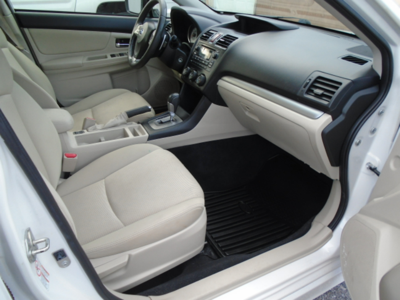 Subaru Impreza Wagon 5dr Auto 2.0i Sport Premium 2014