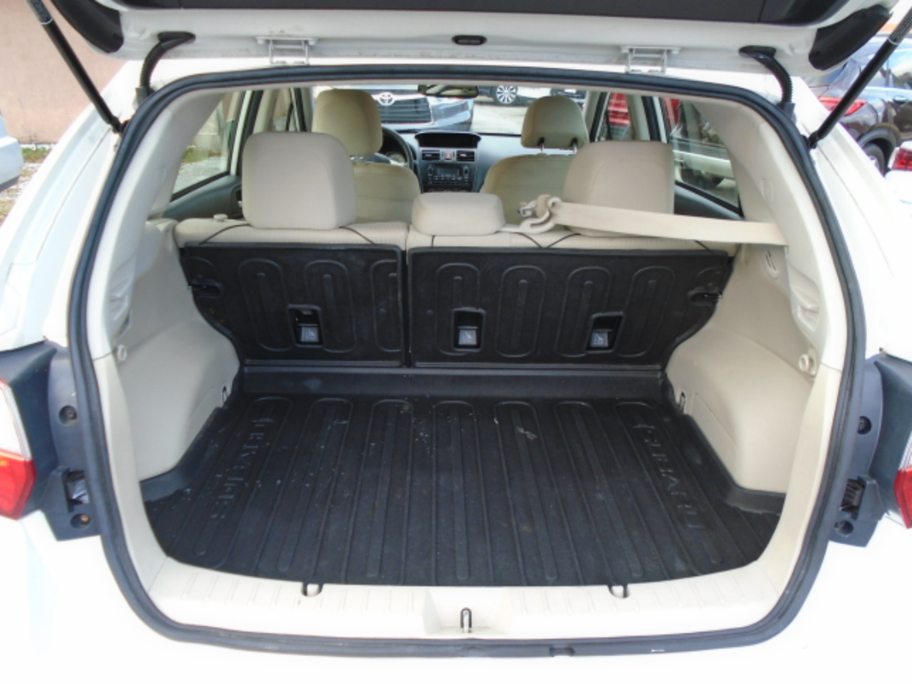 Subaru Impreza Wagon 5dr Auto 2.0i Sport Premium 2014