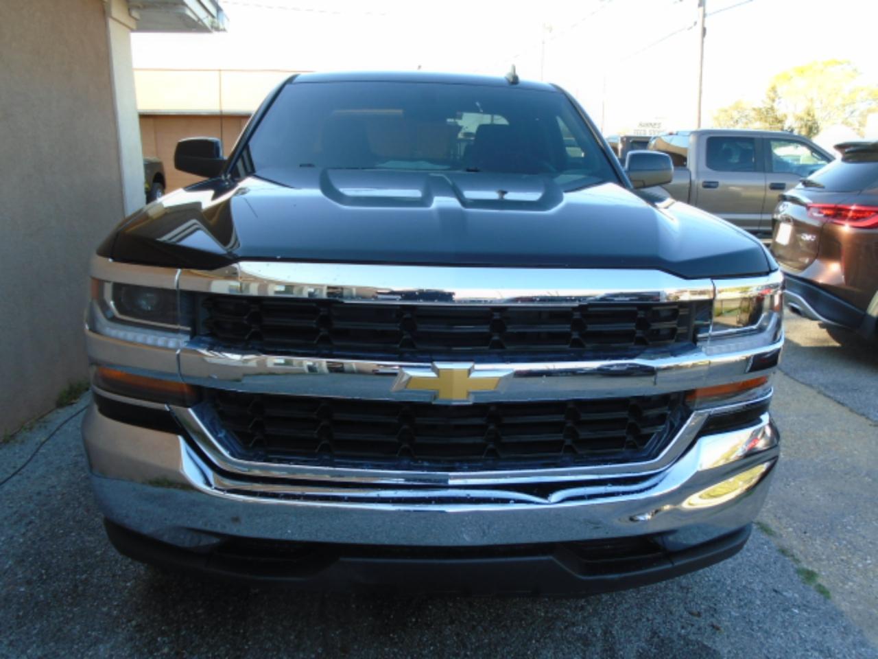 Chevrolet Silverado 1500 2WD Double Cab 143.5" LT w/1LT 2018