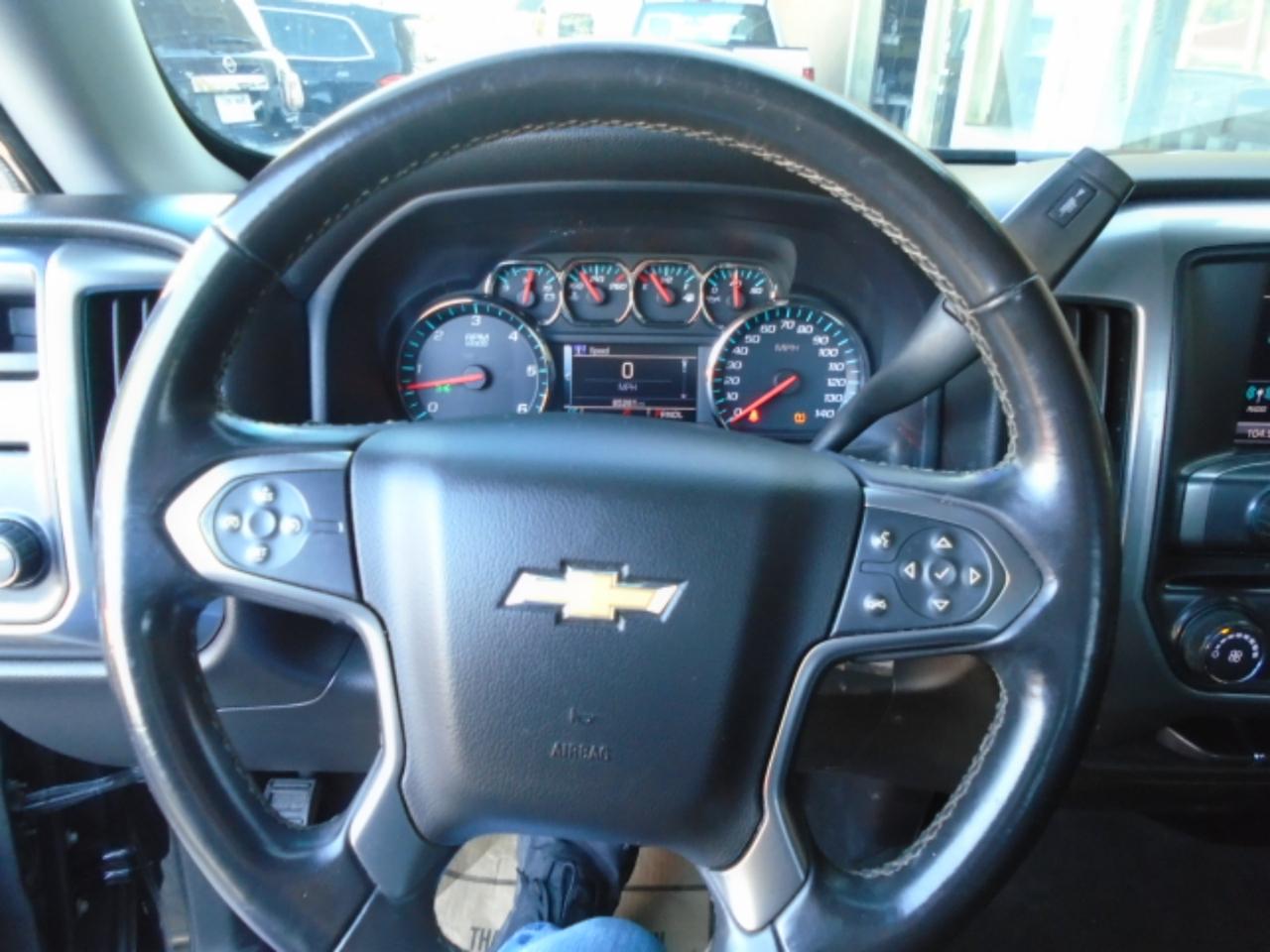 Chevrolet Silverado 1500 2WD Double Cab 143.5" LT w/1LT 2018