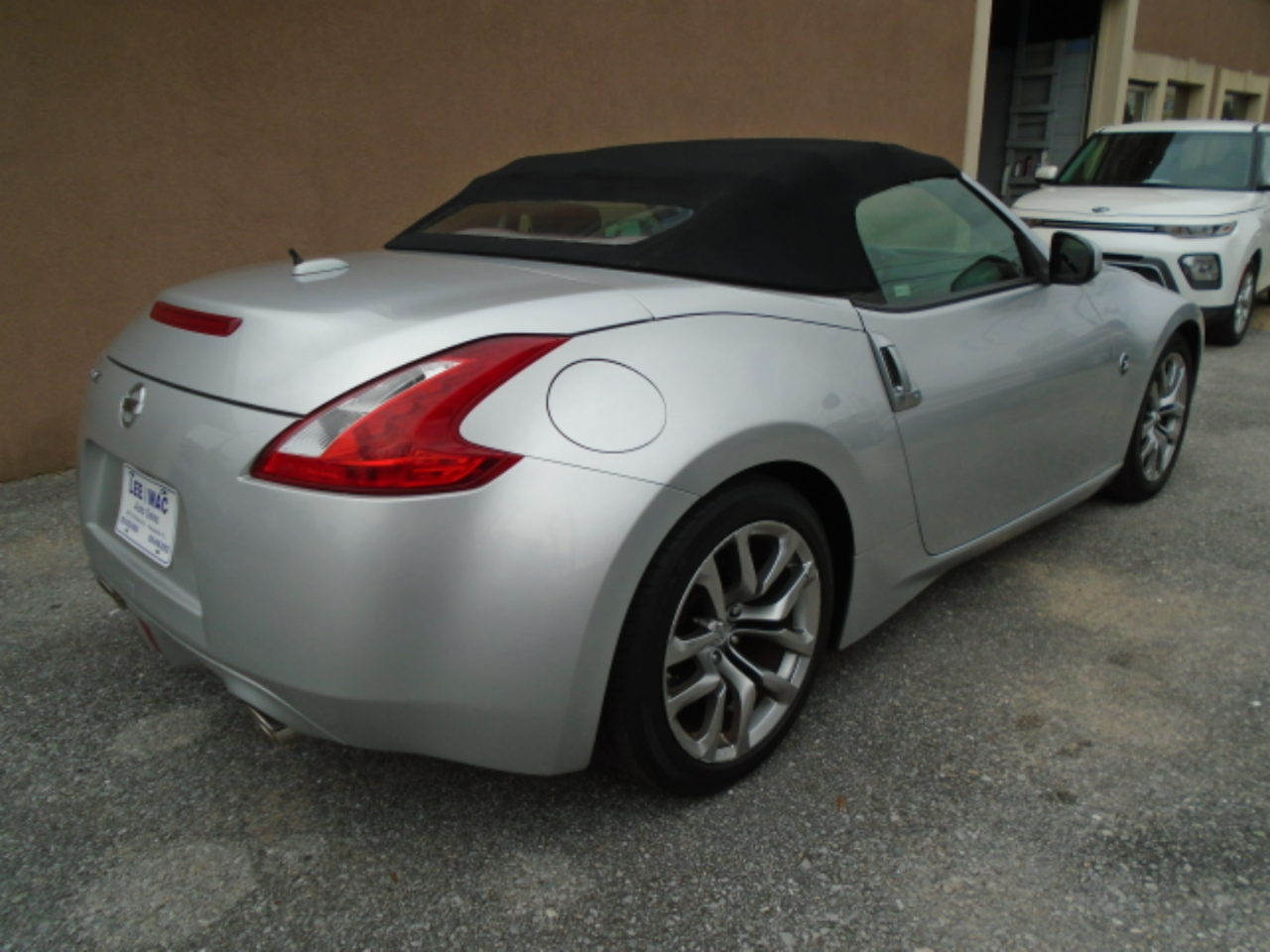 Nissan 370Z 2dr Roadster Auto 2013