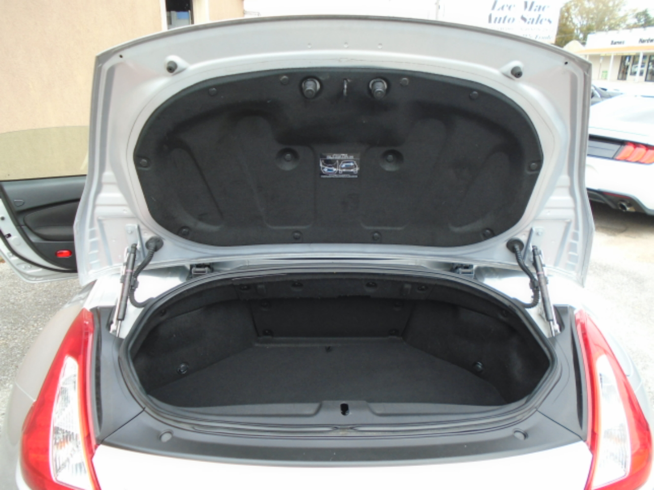 Nissan 370Z 2dr Roadster Auto 2013