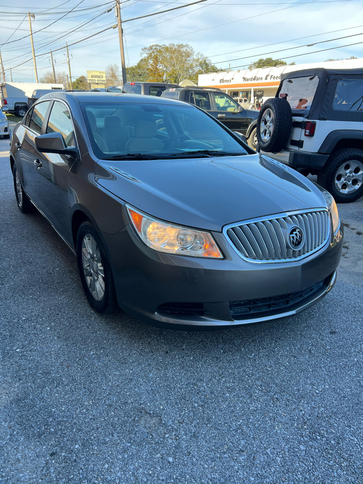 Buick LaCrosse 4dr Sdn CX 2011