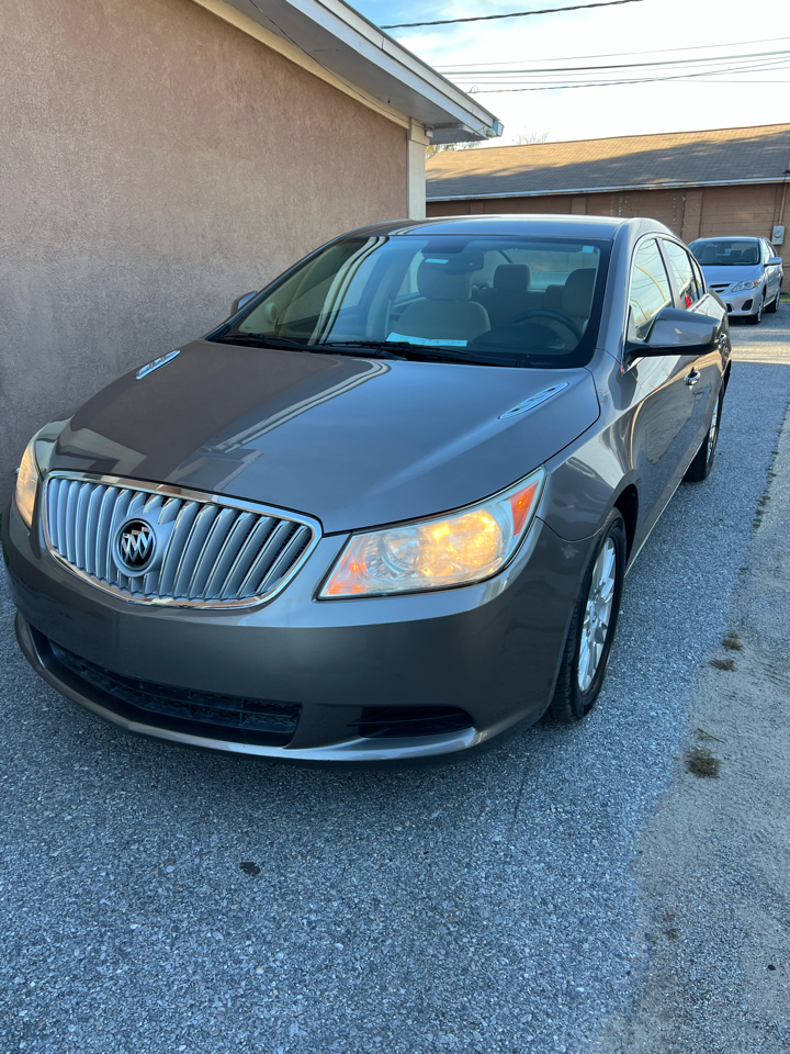 Buick LaCrosse 4dr Sdn CX 2011