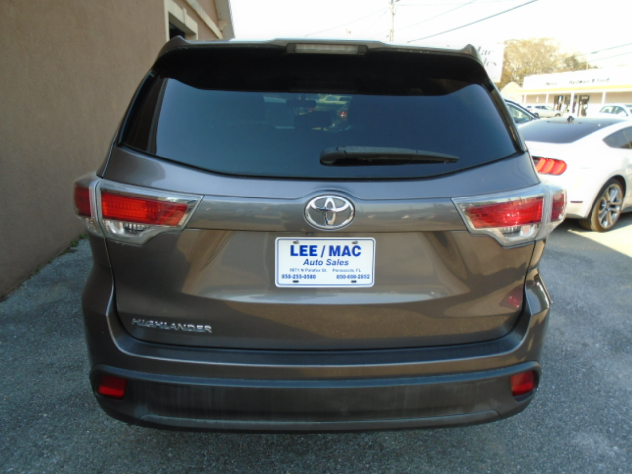 Toyota Highlander FWD 4dr I4 LE (Natl) 2016