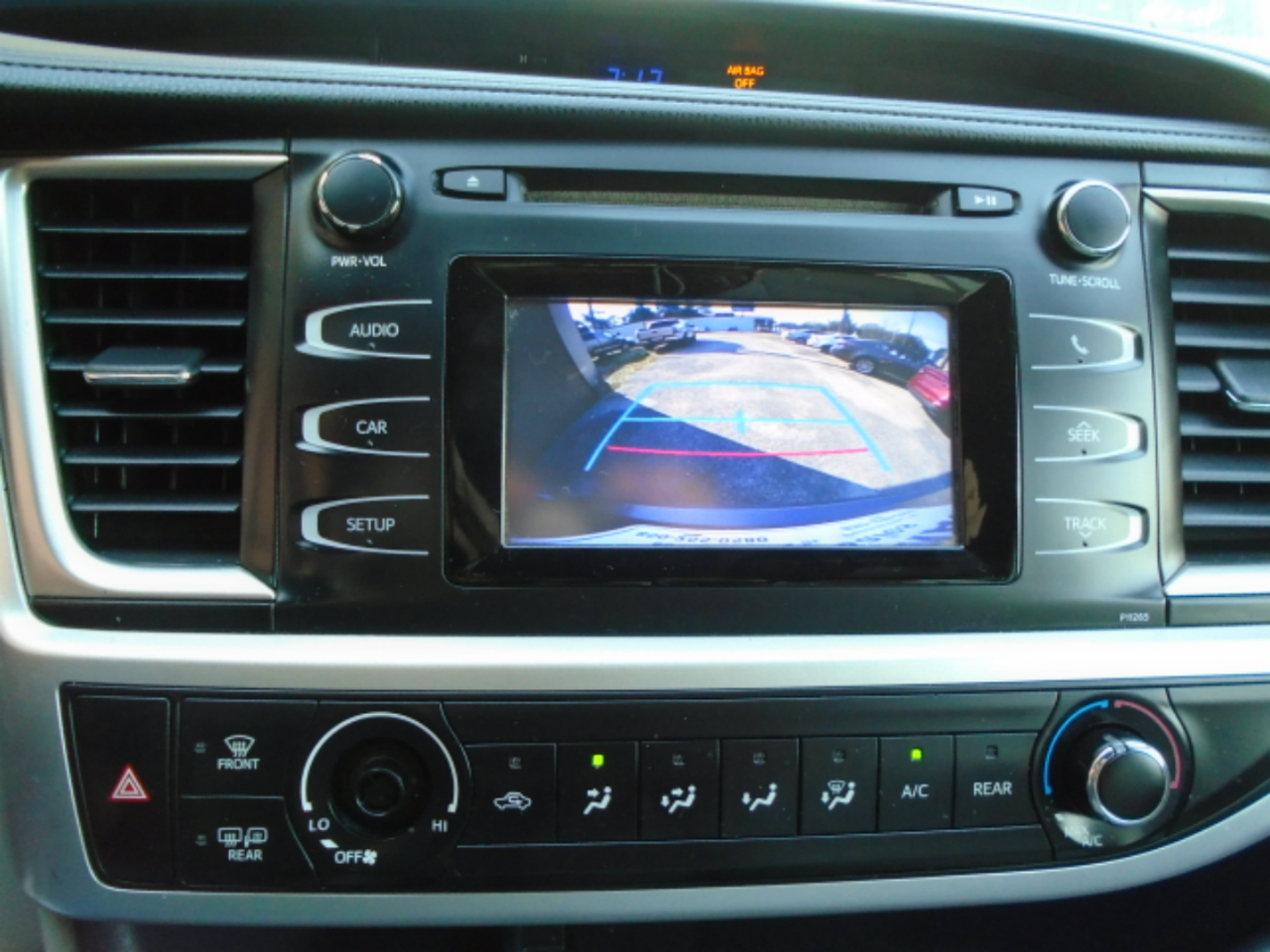 Toyota Highlander FWD 4dr I4 LE (Natl) 2016