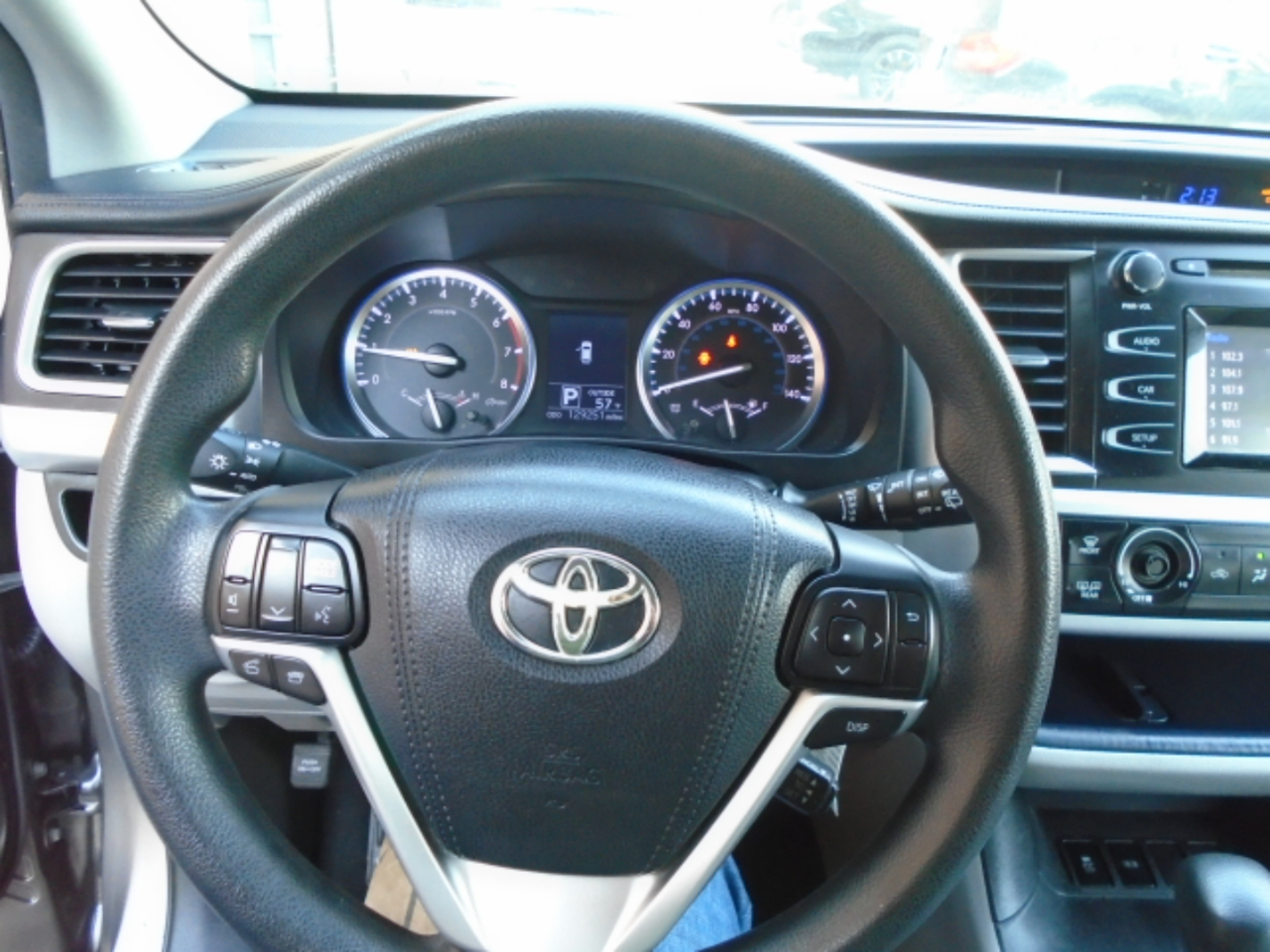 Toyota Highlander FWD 4dr I4 LE (Natl) 2016