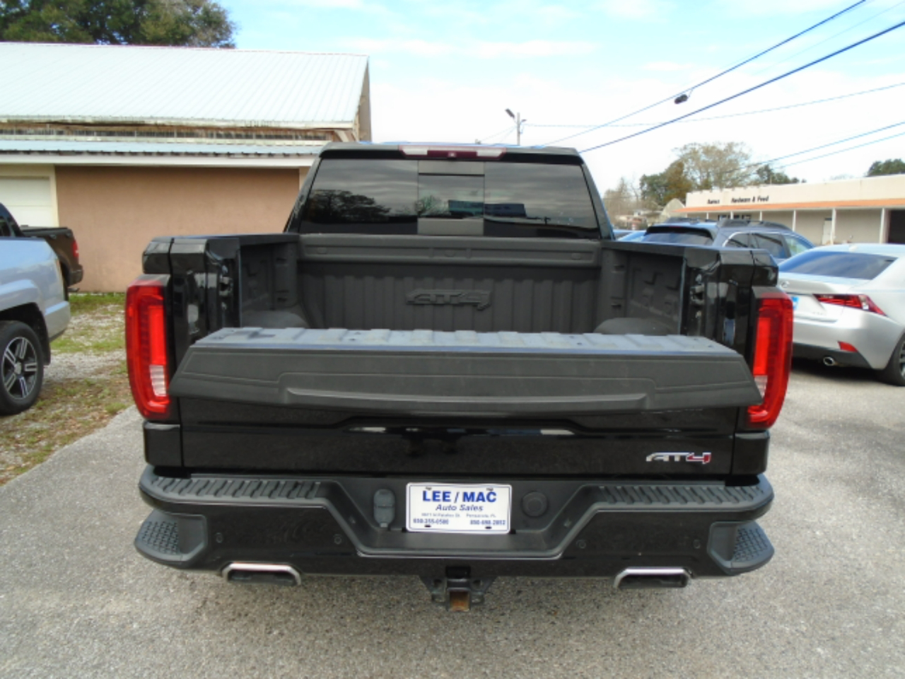 GMC Sierra 1500 Crew Cab Crew Cab 143.5" WB 4WD SLT 2019