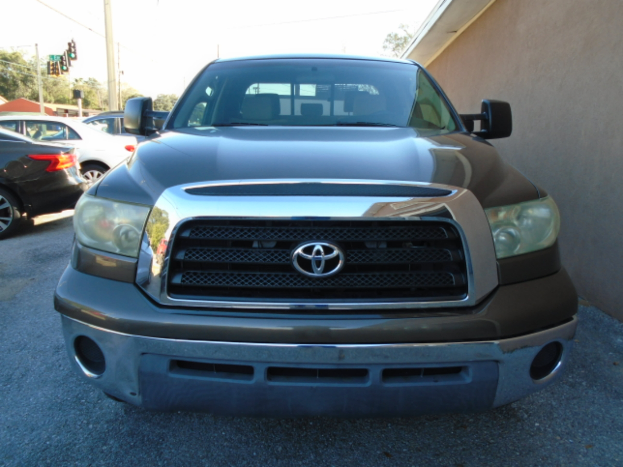 Toyota Tundra 2WD Double 164.6" 5.7L V8 SR5 (Natl 2007