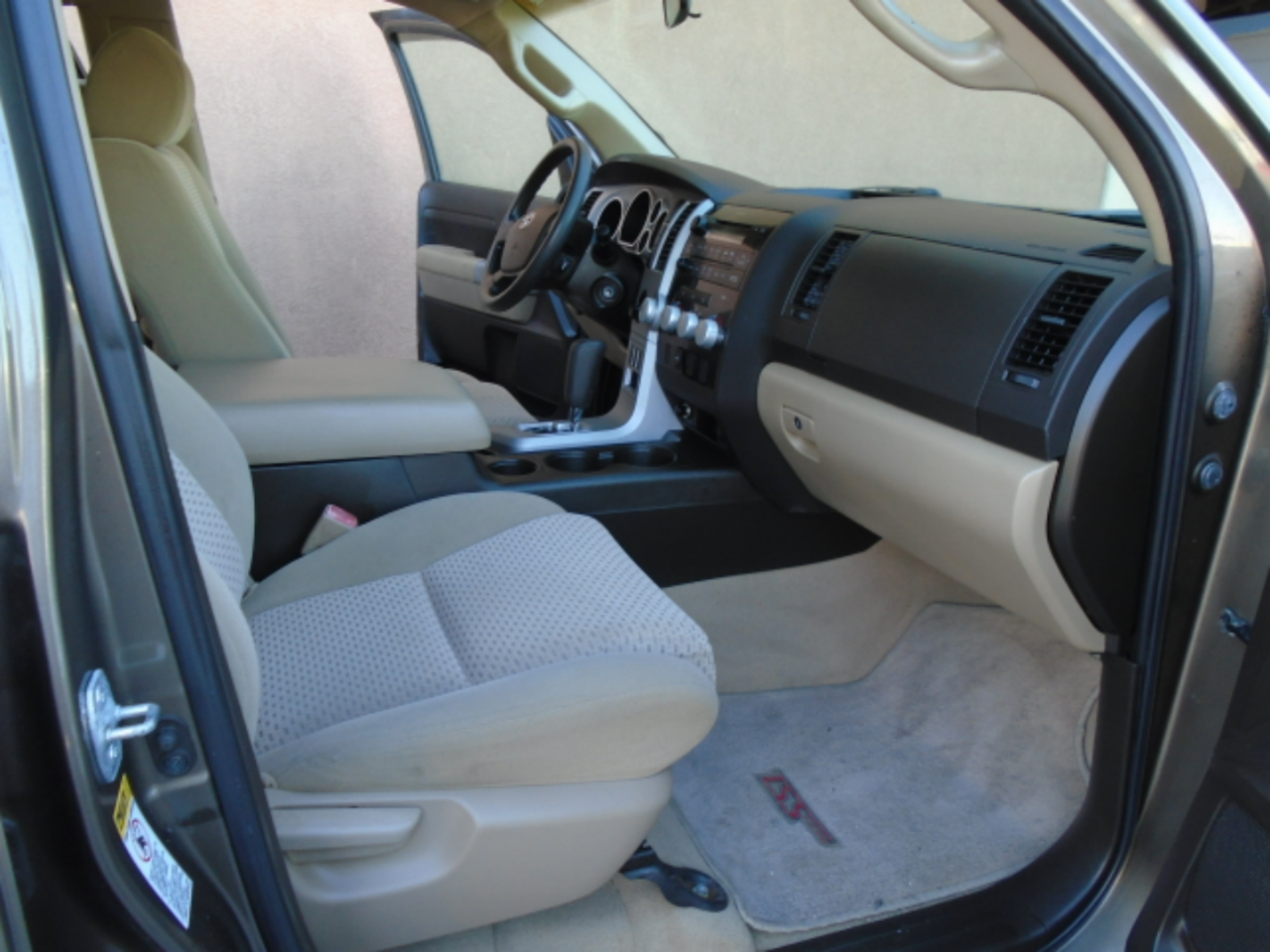 Toyota Tundra 2WD Double 164.6" 5.7L V8 SR5 (Natl 2007