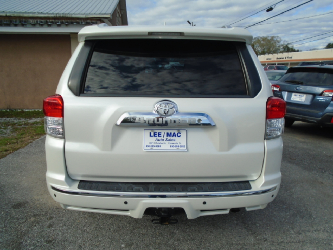 Toyota 4Runner RWD 4dr V6 Limited (Natl) 2013