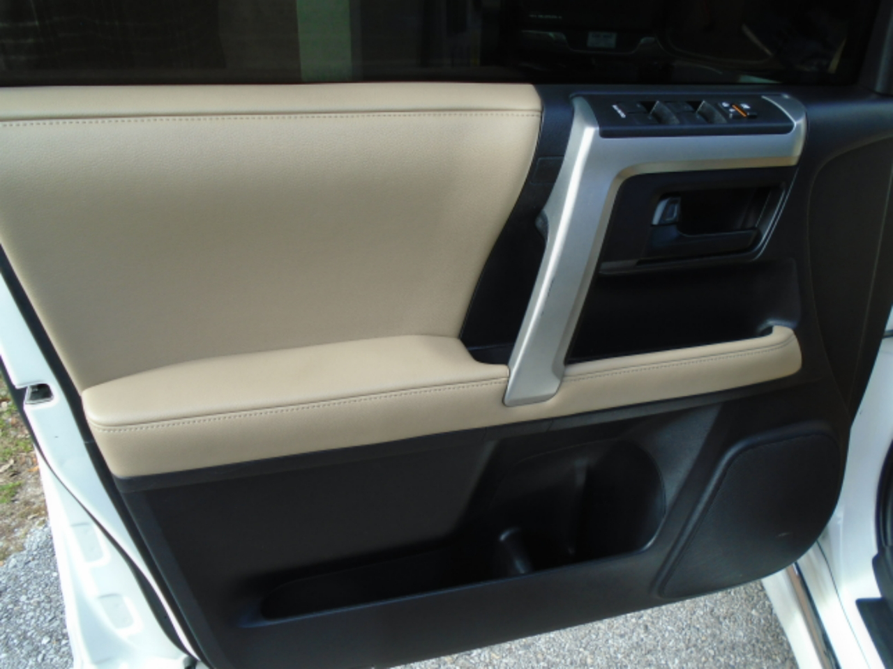 Toyota 4Runner RWD 4dr V6 Limited (Natl) 2013