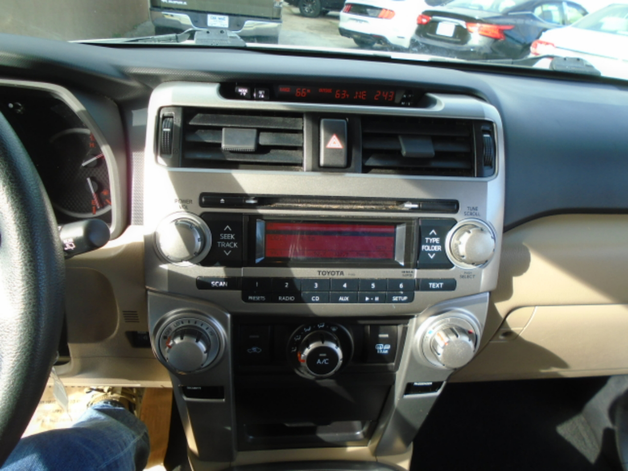 Toyota 4Runner RWD 4dr V6 Limited (Natl) 2013