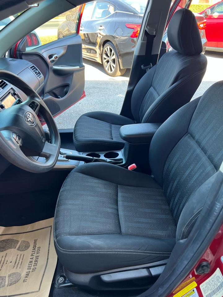 Toyota Corolla 4dr Sdn Auto S Special Edition (Natl) 2013