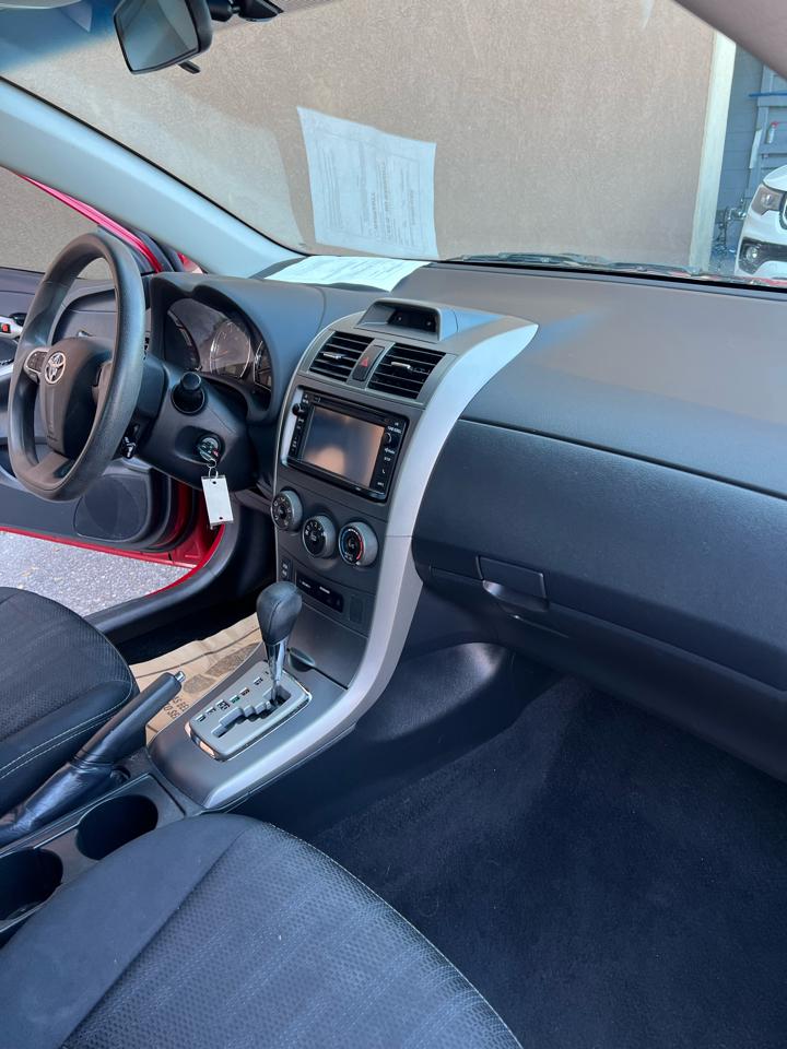 Toyota Corolla 4dr Sdn Auto S Special Edition (Natl) 2013