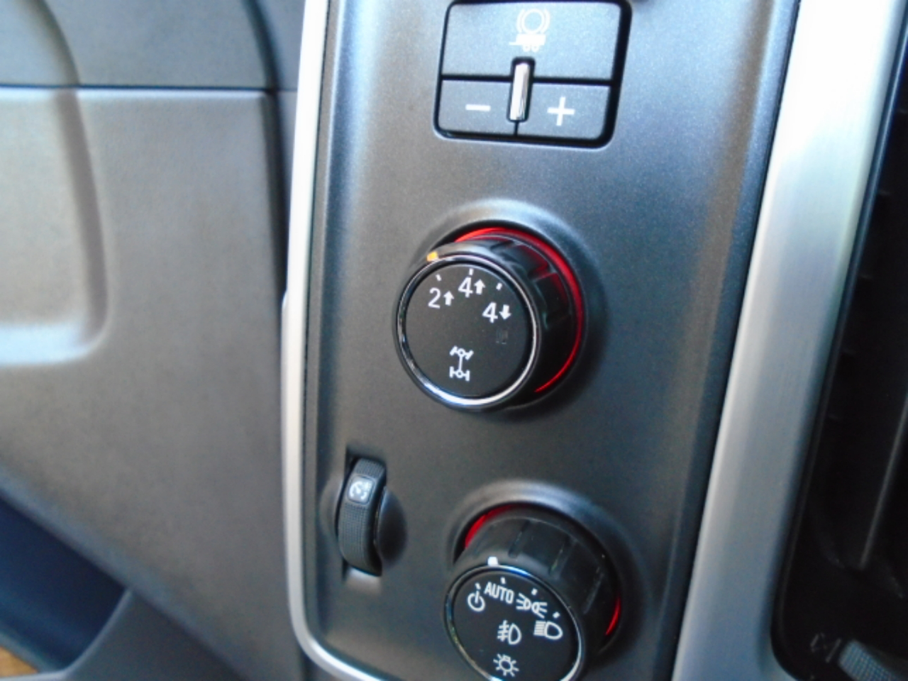 GMC Sierra Classic 2500HD SLT Crew Cab 4WD 2015