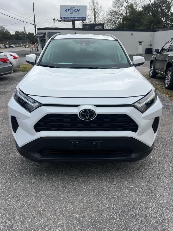 Toyota RAV4 XLE AWD (Natl) 2025