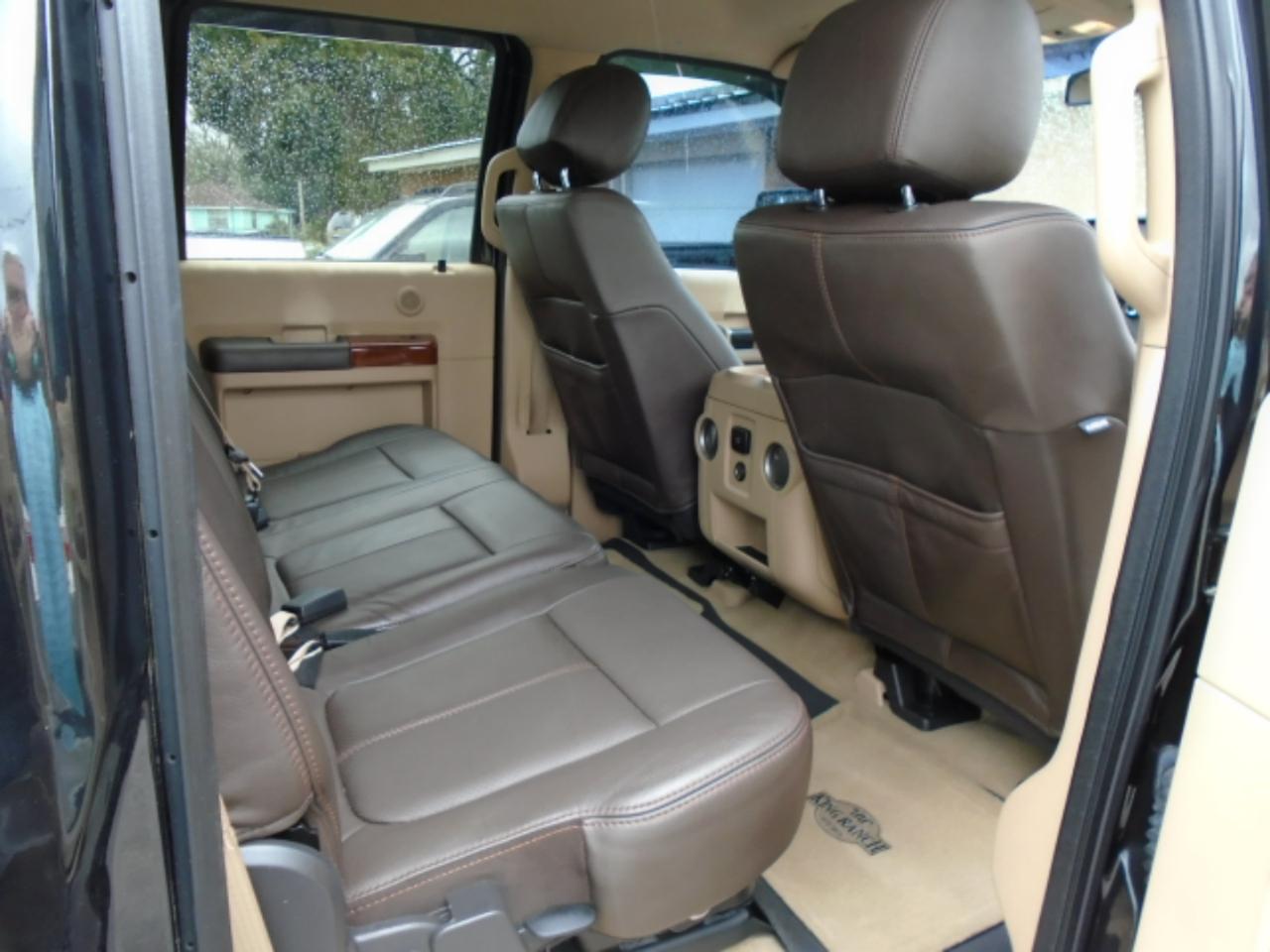 Ford Super Duty F-450 DRW 4WD Crew Cab 172" King Ranch 2015