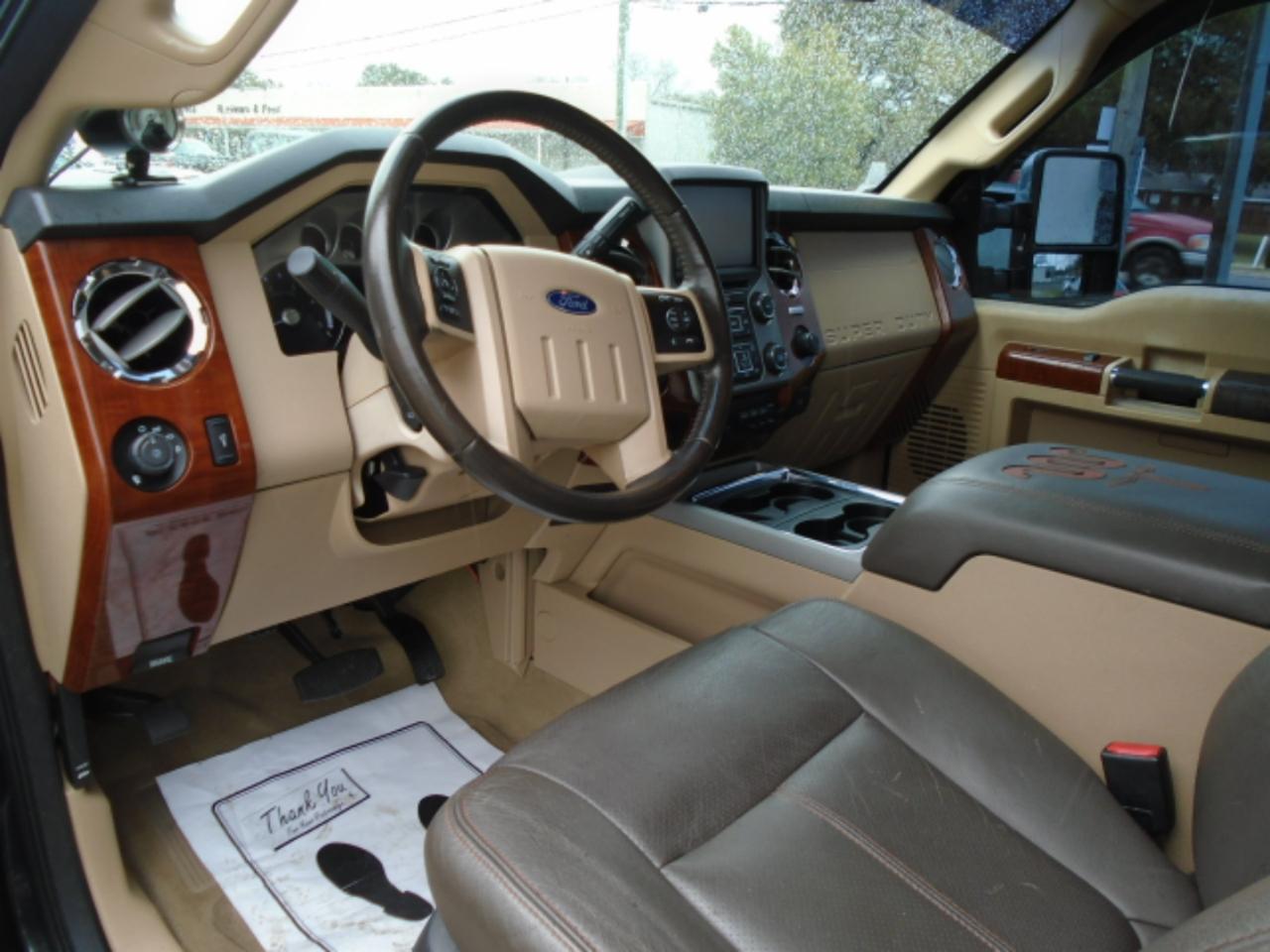 Ford Super Duty F-450 DRW 4WD Crew Cab 172" King Ranch 2015