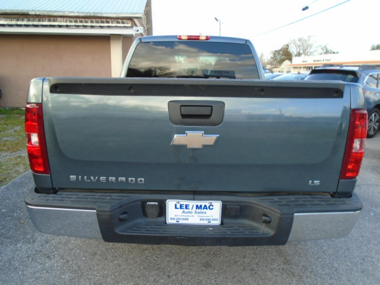Chevrolet Silverado 1500 2WD Ext Cab 143.5" LS 2009