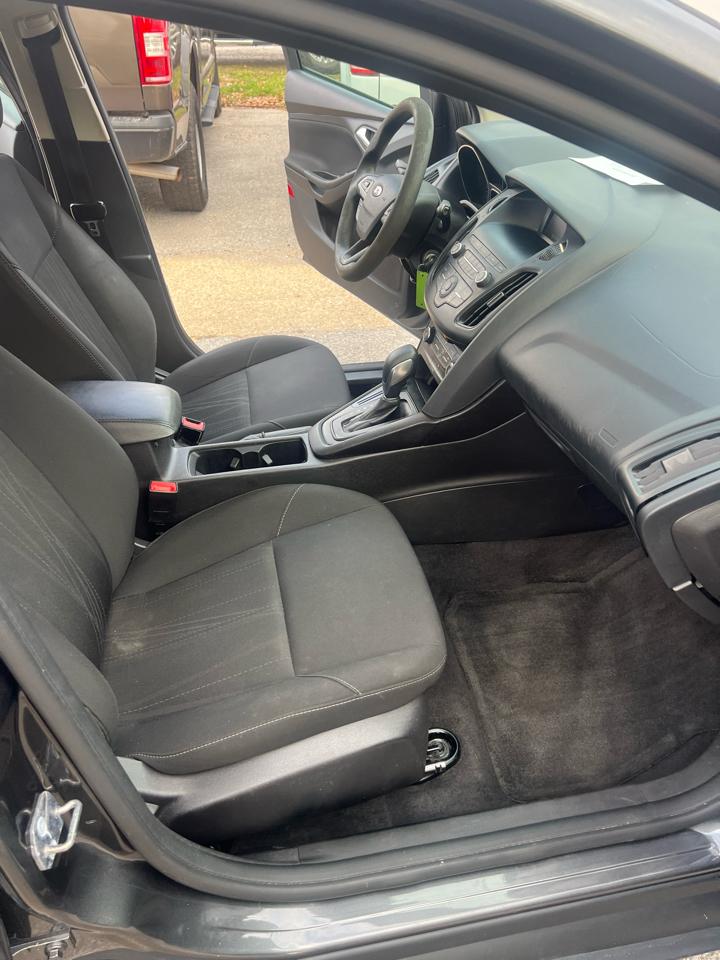 Ford Focus SE Hatch 2018