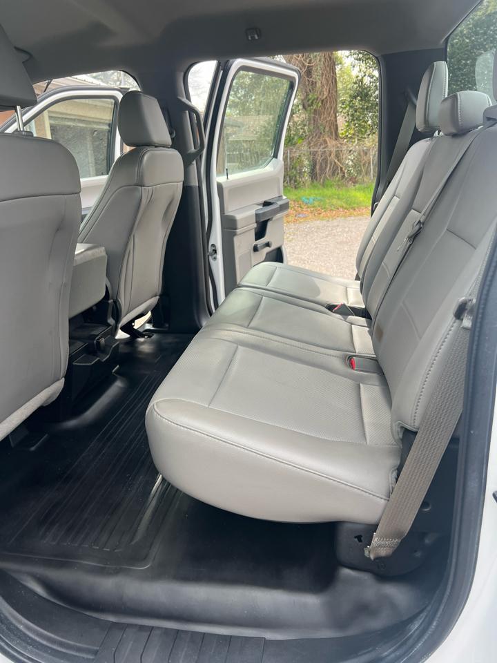 Ford F-150 4WD SuperCrew 139" XL 2017