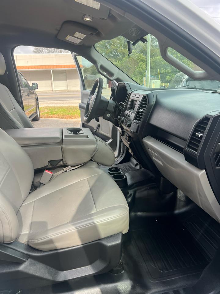 Ford F-150 4WD SuperCrew 139" XL 2017