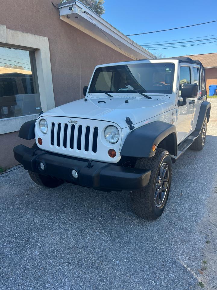 Jeep Wrangler Unlimited 4WD 4dr Sport 2010