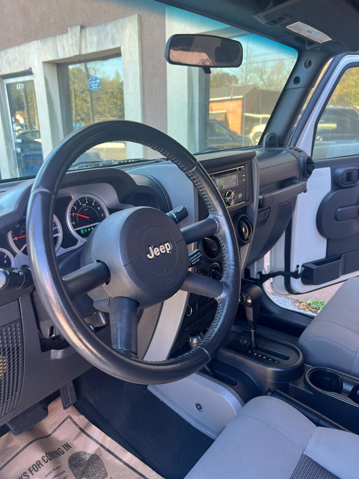 Jeep Wrangler Unlimited 4WD 4dr Sport 2010