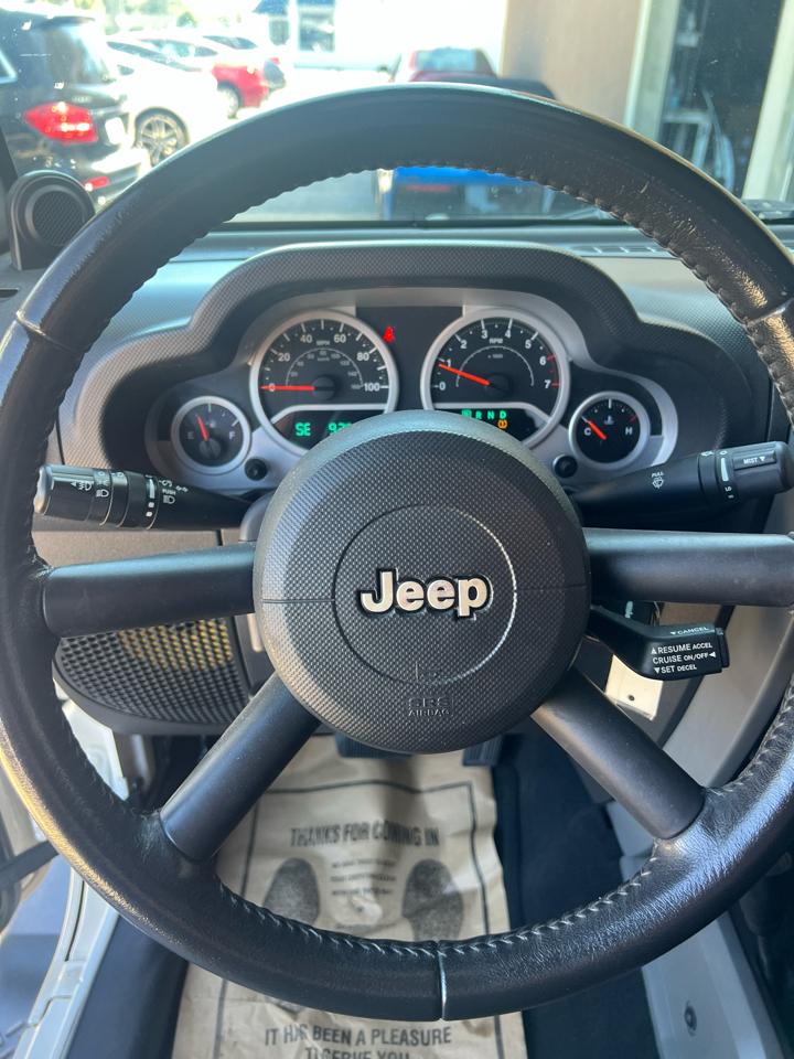 Jeep Wrangler Unlimited 4WD 4dr Sport 2010