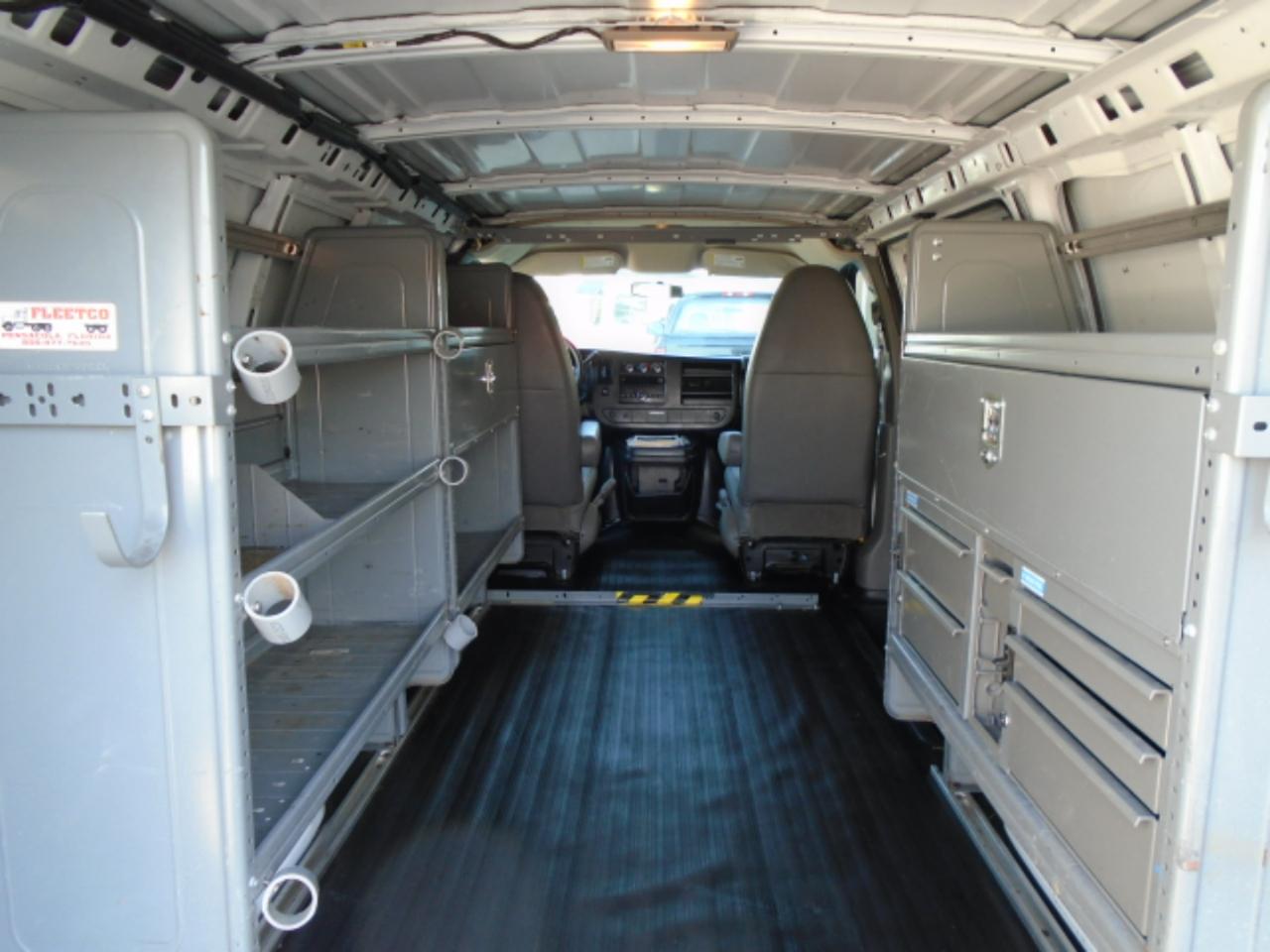 Chevrolet Express Cargo Van RWD 1500 135" 2014