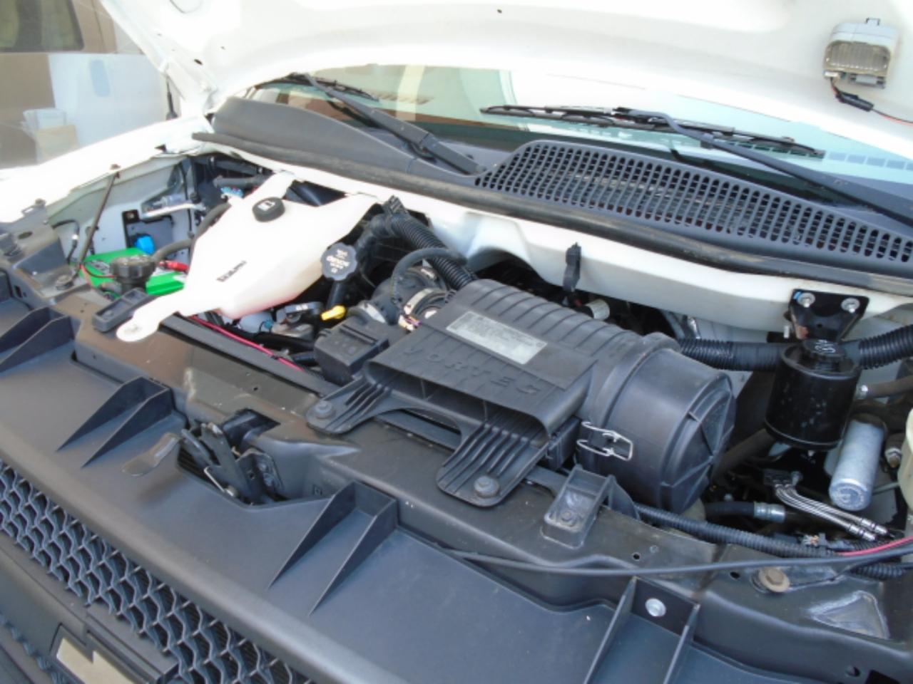 Chevrolet Express Cargo Van RWD 1500 135" 2014