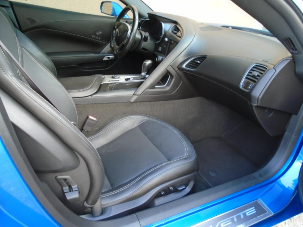 Chevrolet Corvette 2dr Stingray Conv w/2LT 2016