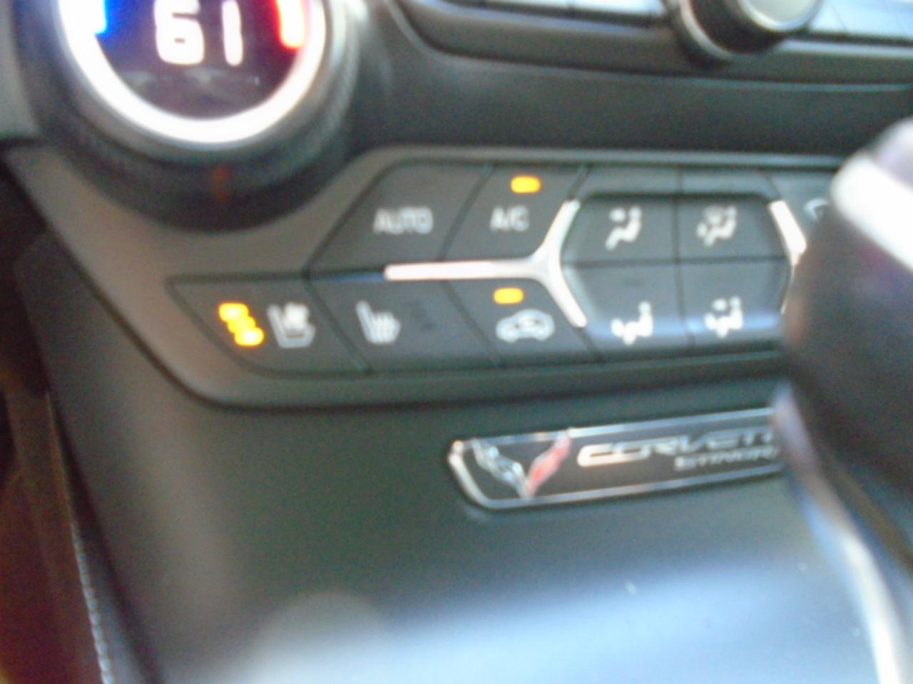 Chevrolet Corvette 2dr Stingray Conv w/2LT 2016