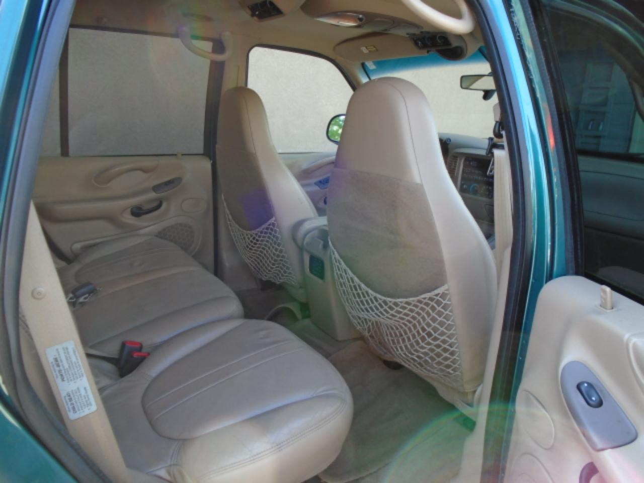 Ford Expedition 119" Eddie Bauer 1997