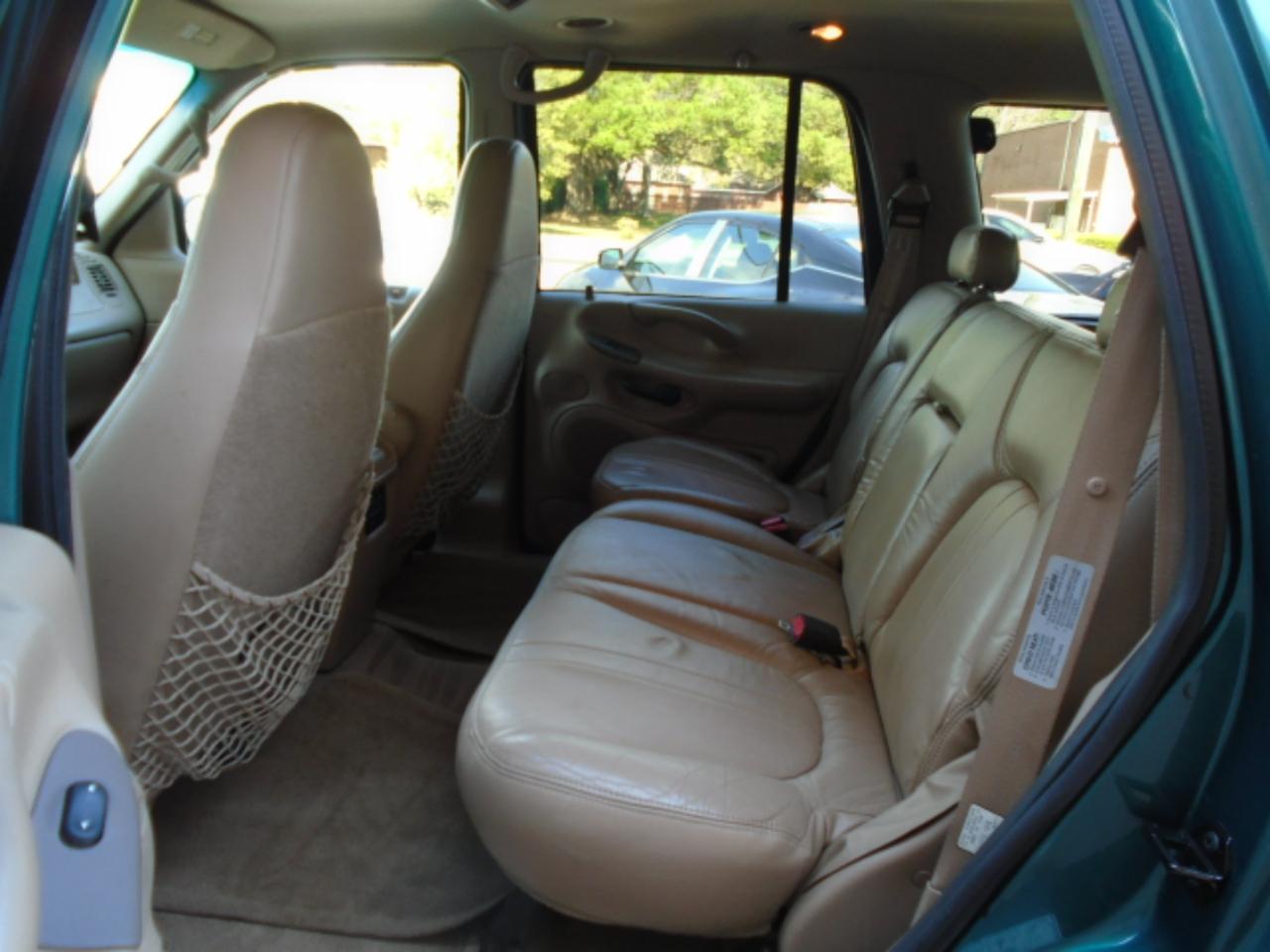 Ford Expedition 119" Eddie Bauer 1997